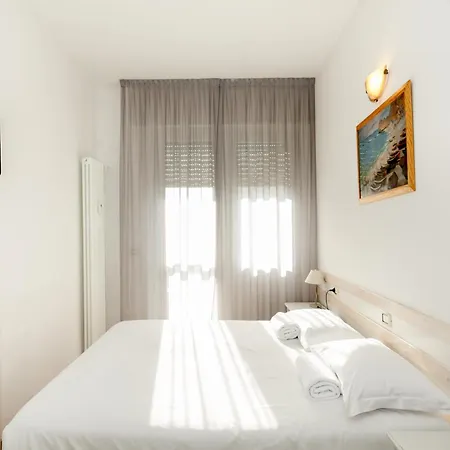 卡梅拉布罗纳斯塔兹翁客房旅馆